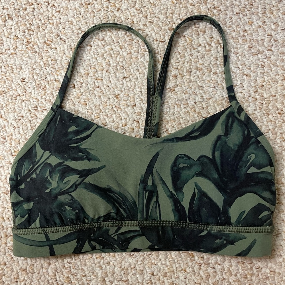 New Lululemon Flow Y Bra Nulu